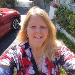 Meet your Posher, Cindy